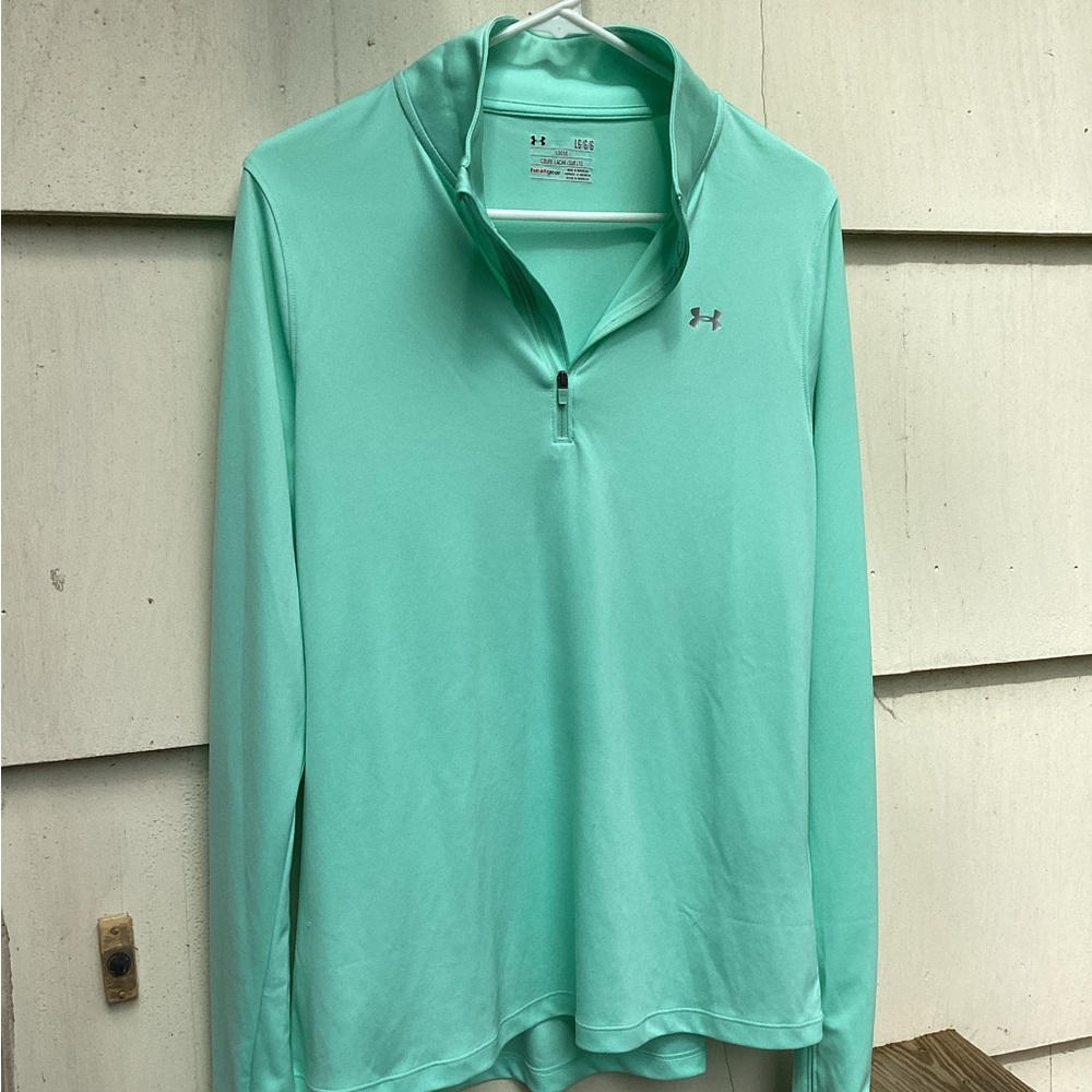 Women’s under armour long sleeve 1/4 zip